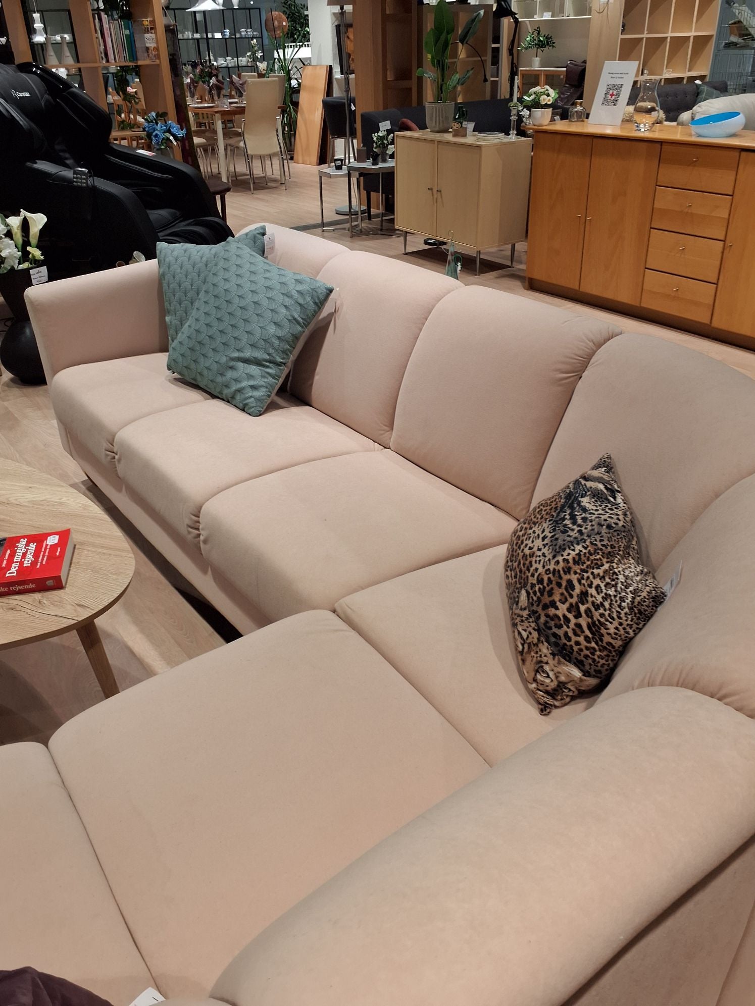 Beige hjørnesofa